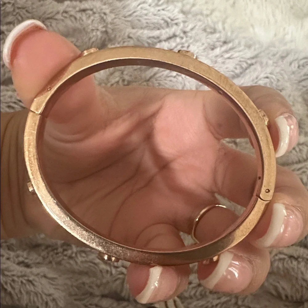 LUX BANGLE✨Rose Gold screw rivet pave crystal BRACELET love bangle Henri bendel